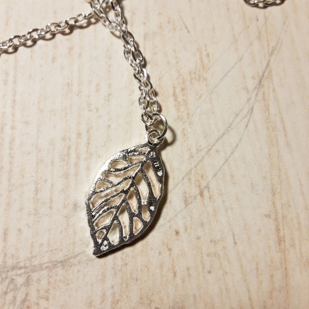 Feather Pendant Layer Silver Turquoise Necklace - Picture 4 of 6